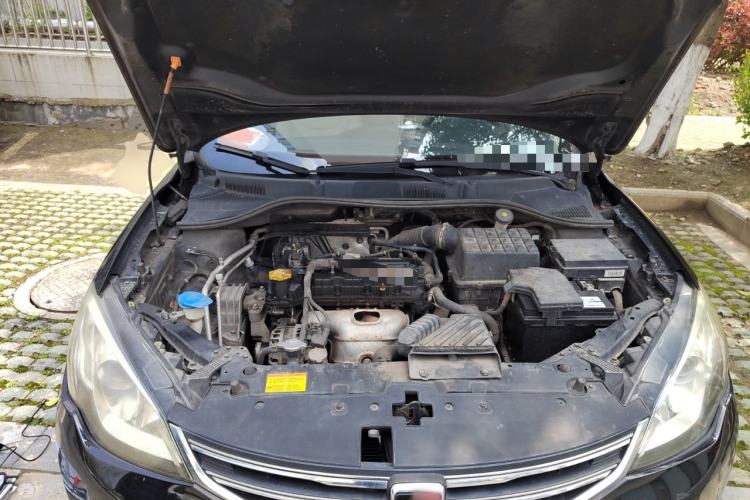 Used Roewe 360 2015 1.5L Automatic Luxury Edition Engine Bay