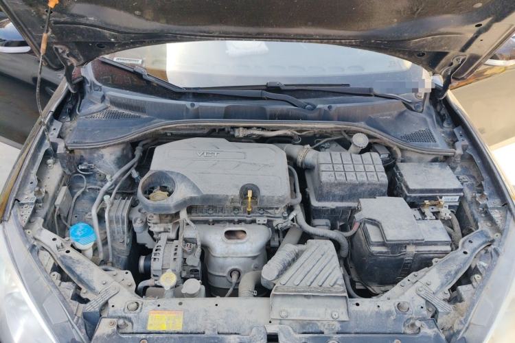 Used Roewe 360 2015 1.5L Automatic Luxury Edition Engine Bay