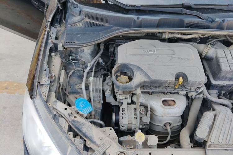 Used Roewe 360 2015 1.5L Automatic Luxury Edition Engine Bay Right