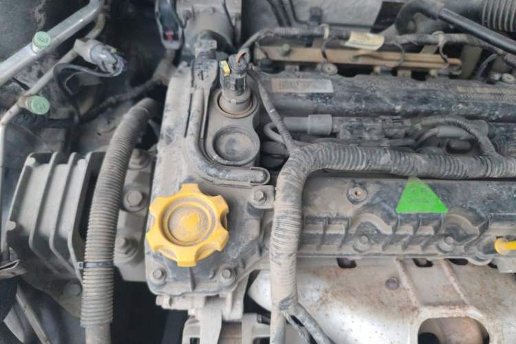Used Roewe 360 2015 1.5L Manual Elite Edition Engine Bay Right