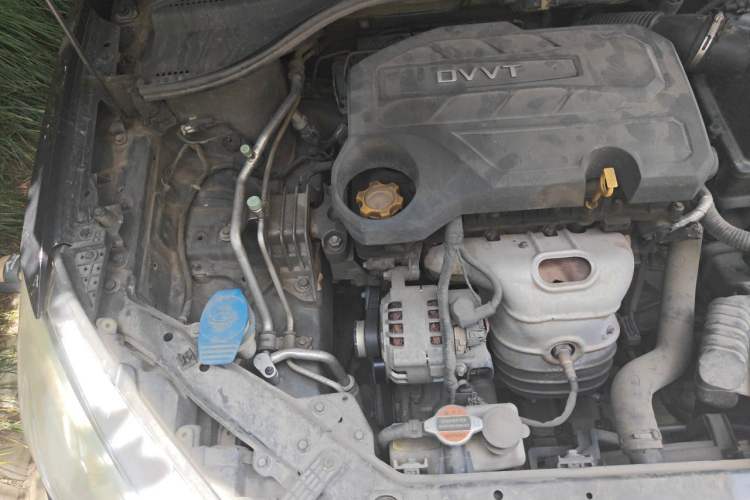 Used Roewe 360 2015 1.5L Automatic Luxury Edition Engine Bay Right