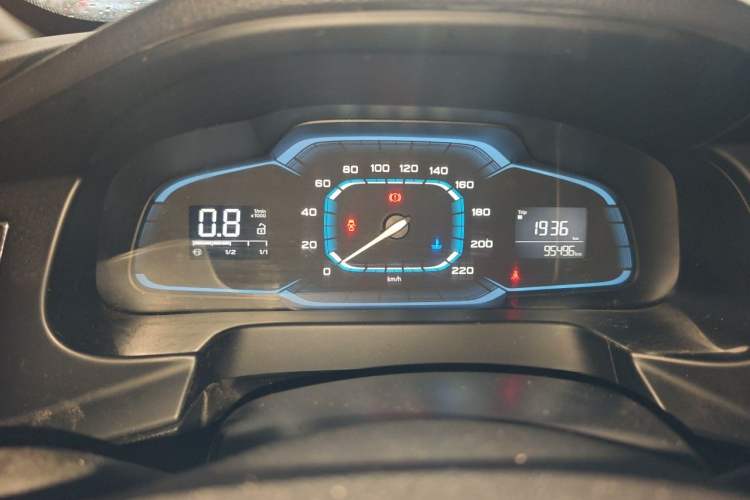 Used Roewe 360 2015 1.5L Manual Luxury Edition Instrument Cluster