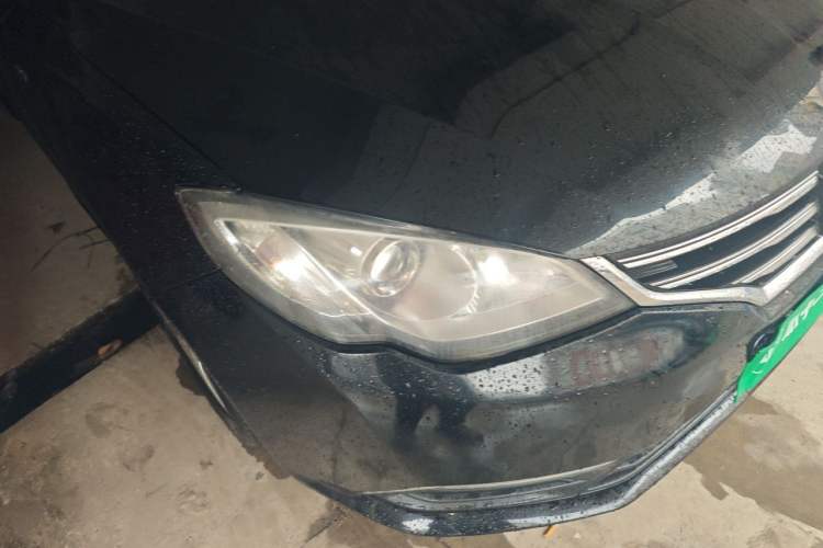 Used Roewe 360 2015 1.5L Manual Luxury Edition Right Front Headlight