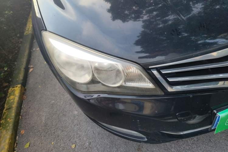 Used Roewe 360 2015 1.5L Manual Elite Edition Right Front Headlight
