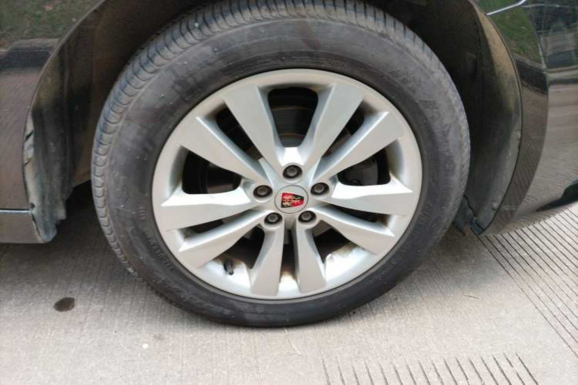 Used Roewe 360 2015 1.5L Manual Luxury Edition Right Front Wheel Hub