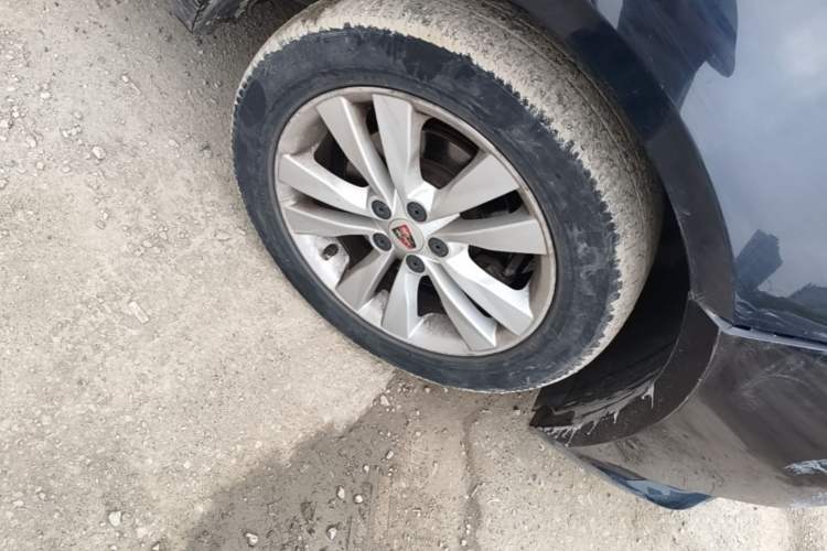 Used Roewe 360 2015 1.5L Manual Elite Edition Right Front Wheel Hub