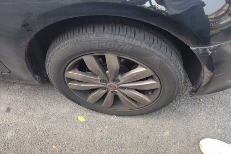 Used Roewe 360 2015 1.5L Manual Elite Edition Right Front Wheel Hub