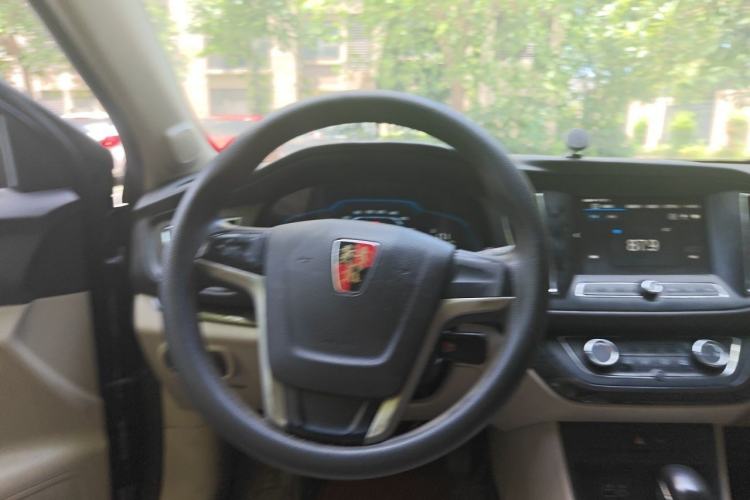 Used Roewe 360 2015 1.5L Automatic Luxury Edition Steering Wheel