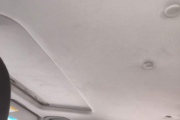 Used Roewe 360 2015 1.5L Manual Luxury Edition Headliner
