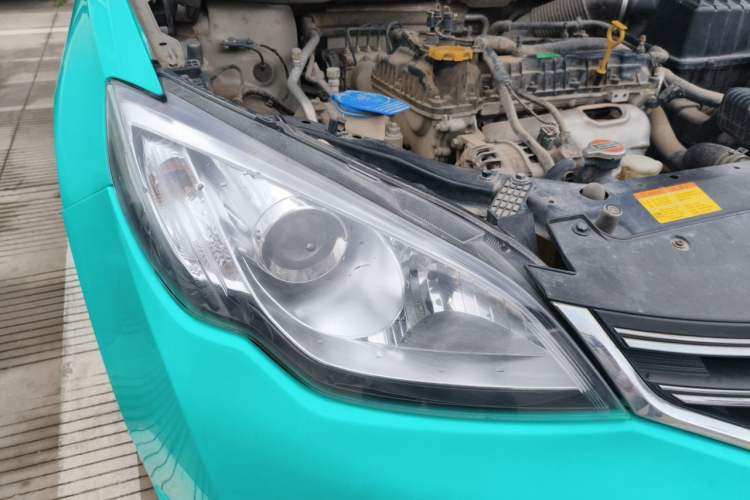 Used Roewe 360 2015 1.5L Manual Luxury Edition Right Front Headlight