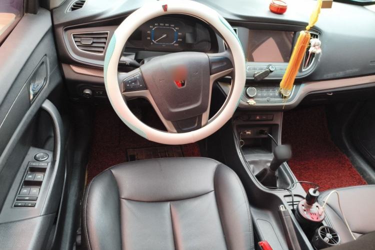 Used Roewe 360 2015 1.5L Manual Luxury Edition Steering Wheel