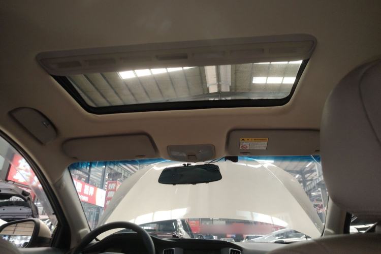 Used Roewe 360 2015 20T TST Deluxe Edition Headliner