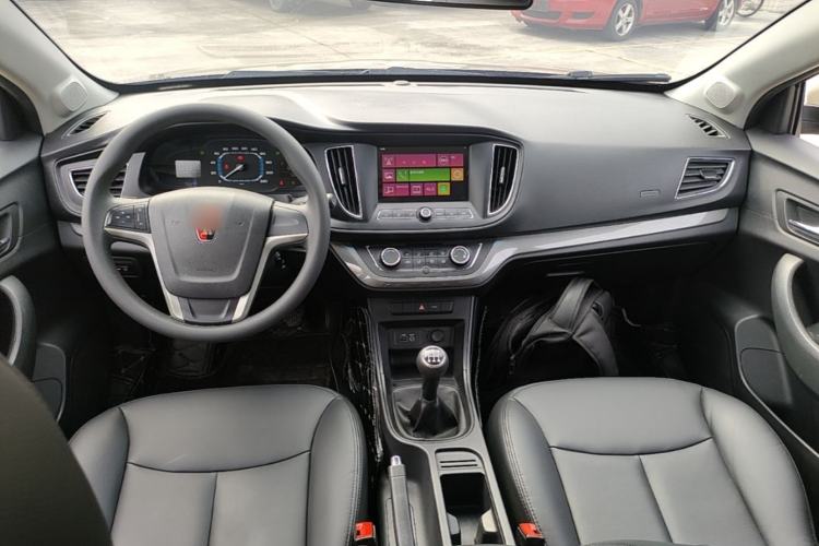 Used Roewe 360 2015 1.5L Manual Luxury Edition Center Console