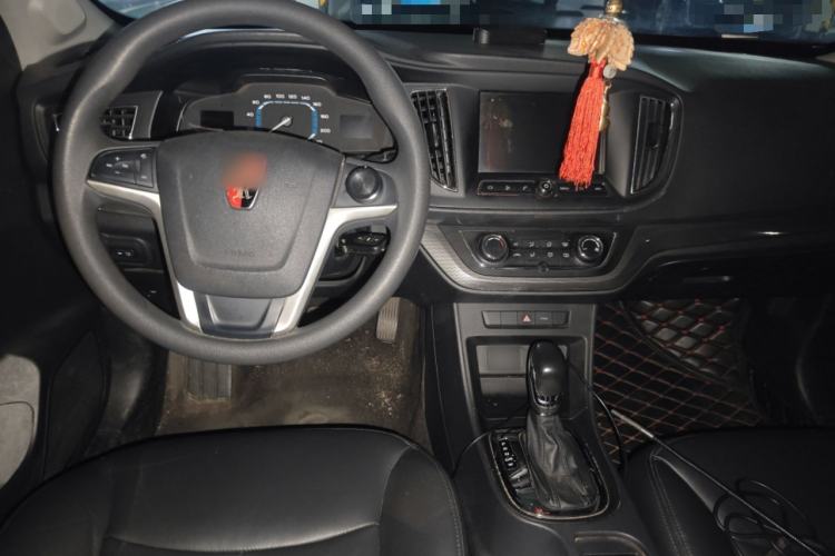 Used Roewe 360 2015 1.5L Automatic Luxury Edition Center Console