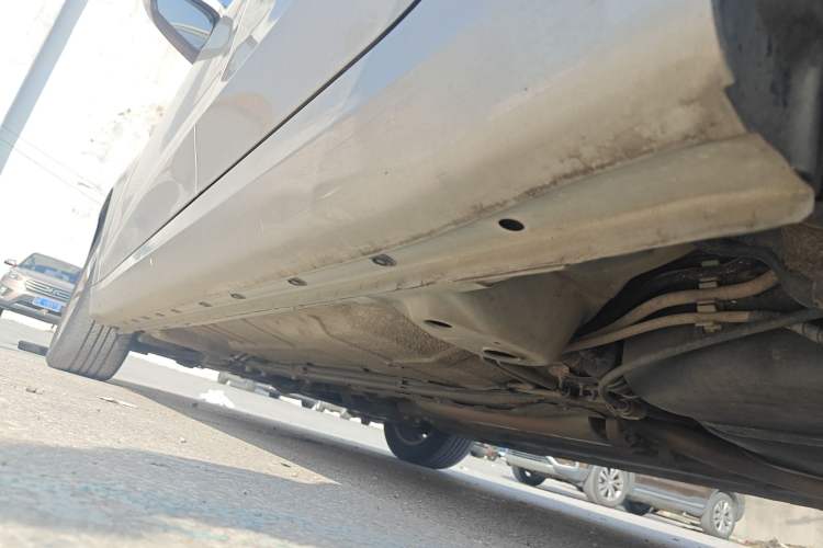 Used Roewe 360 2015 1.5L Automatic Luxury Edition Chassis Rear Left
