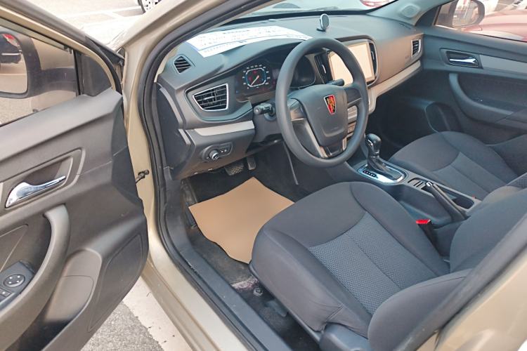 Used Roewe 360 2015 1.5L Automatic Elite Edition Driver Seat