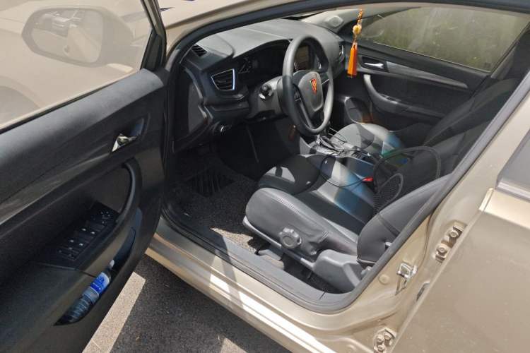 Used Roewe 360 2015 1.5L Automatic Luxury Edition Driver Seat