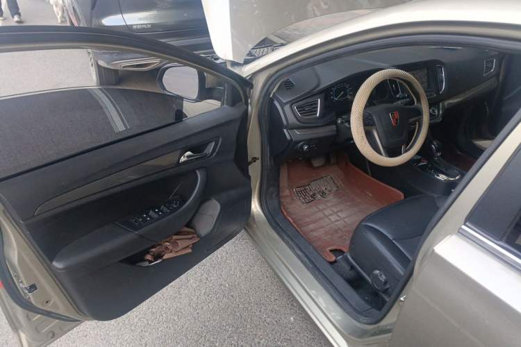 Used Roewe 360 2015 1.5L Automatic Luxury Edition Driver Seat
