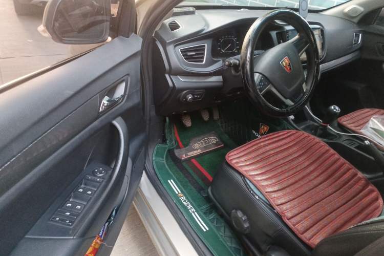 Used Roewe 360 2015 1.5L Manual Luxury Edition Driver Seat