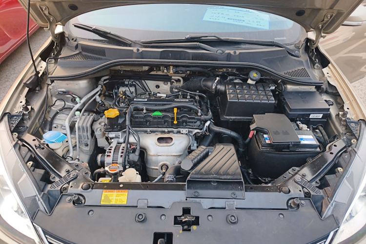 Used Roewe 360 2015 1.5L Automatic Elite Edition Engine Bay