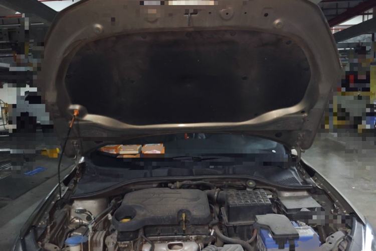 Used Roewe 360 2015 1.5L Automatic Luxury Edition Engine Bay