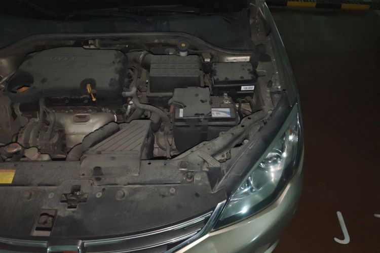 Used Roewe 360 2015 1.5L Automatic Luxury Edition Engine Bay Left
