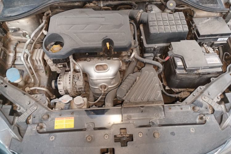 Used Roewe 360 2015 1.5L Manual Luxury Edition Engine Bay