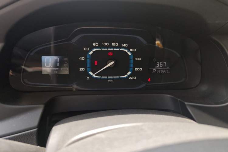 Used Roewe 360 2015 1.5L Automatic Luxury Edition Instrument Cluster