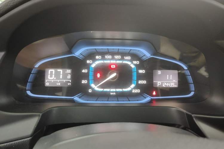 Used Roewe 360 2015 1.5L Automatic Elite Edition Instrument Cluster