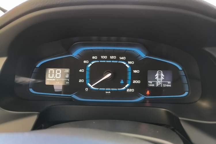 Used Roewe 360 2015 20T TST Deluxe Edition Instrument Cluster