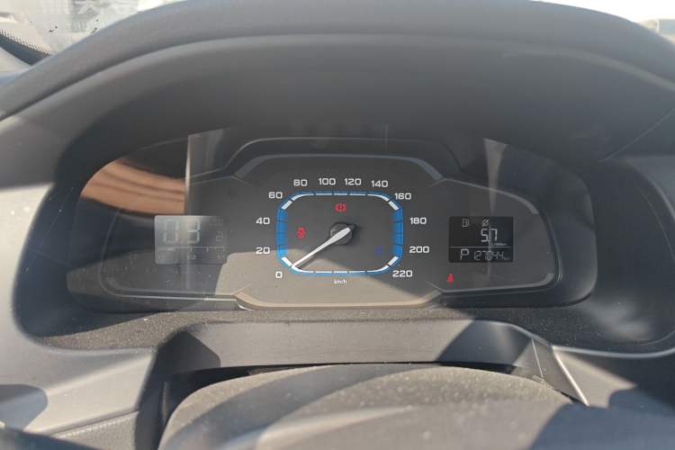 Used Roewe 360 2015 1.5L Automatic Luxury Edition Instrument Cluster