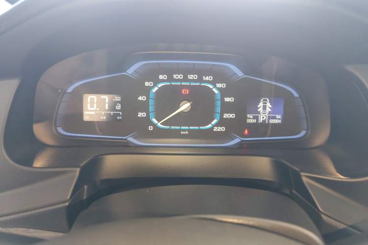 Used Roewe 360 2015 20T TST Deluxe Edition Instrument Cluster