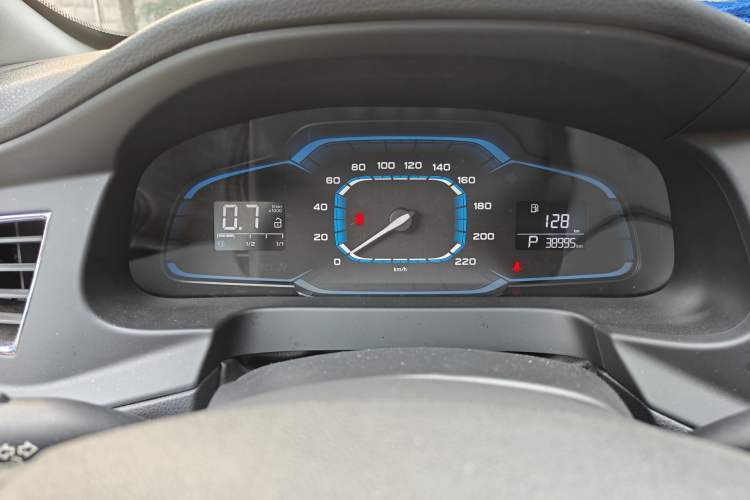 Used Roewe 360 2015 1.5L Automatic Luxury Edition Instrument Cluster