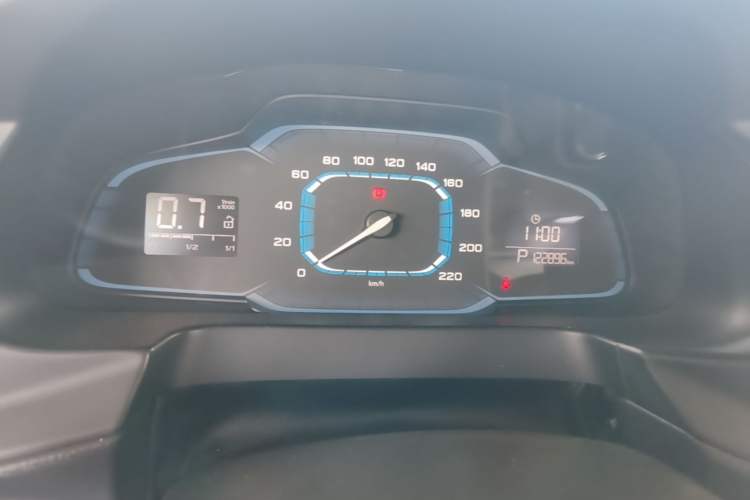 Used Roewe 360 2015 1.5L Automatic Luxury Edition Instrument Cluster