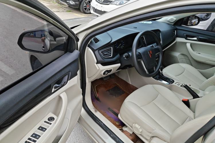 Used Roewe 360 2015 20T TST Deluxe Edition Interior 2