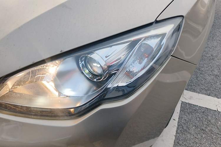 Used Roewe 360 2015 1.5L Automatic Elite Edition Left Front Headlight