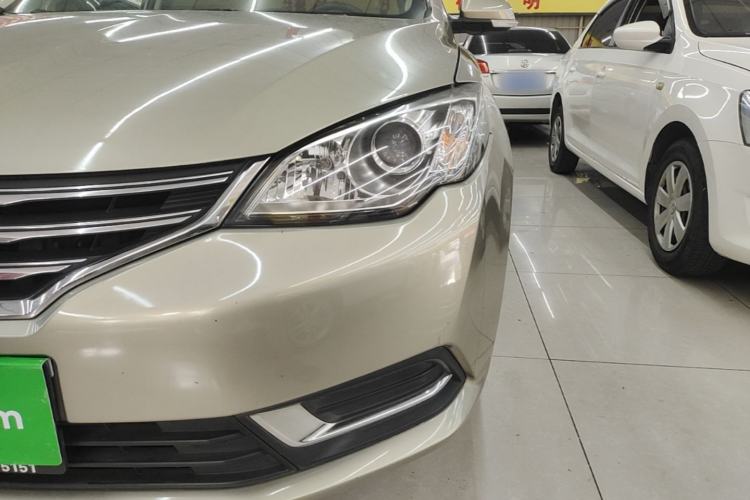 Used Roewe 360 2015 1.5L Automatic Elite Edition Left Front Headlight