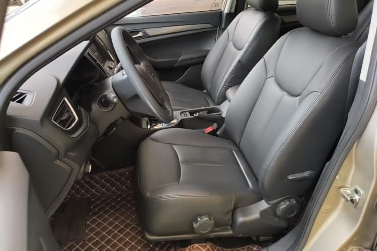 Used Roewe 360 2015 20T TST Deluxe Edition Left Front Seat
