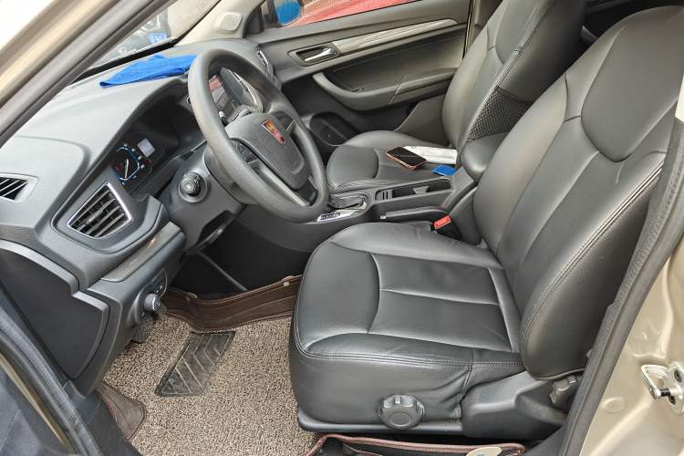 Used Roewe 360 2015 1.5L Automatic Luxury Edition Left Front Seat