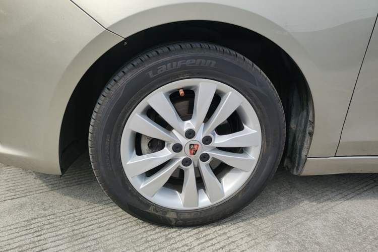 Used Roewe 360 2015 1.5L Manual Luxury Edition Left Front Wheel Hub