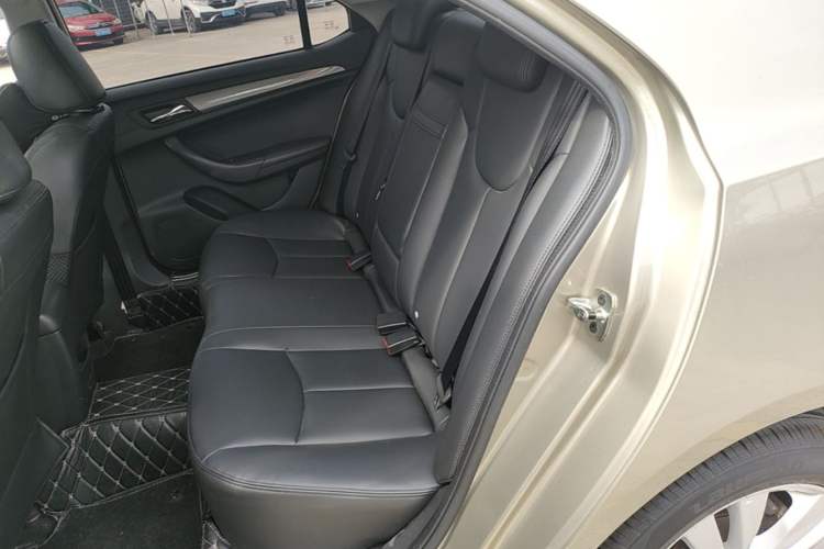Used Roewe 360 2015 1.5L Manual Luxury Edition Left Rear Seat