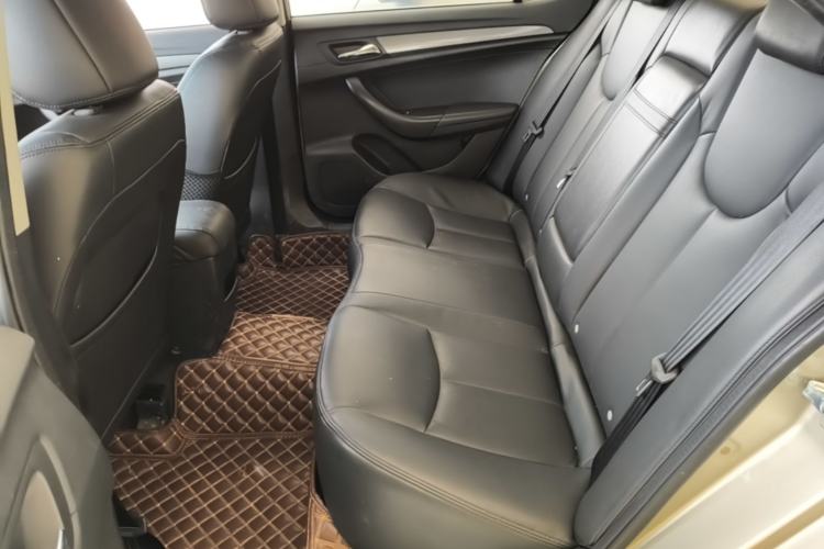 Used Roewe 360 2015 20T TST Deluxe Edition Left Rear Seat