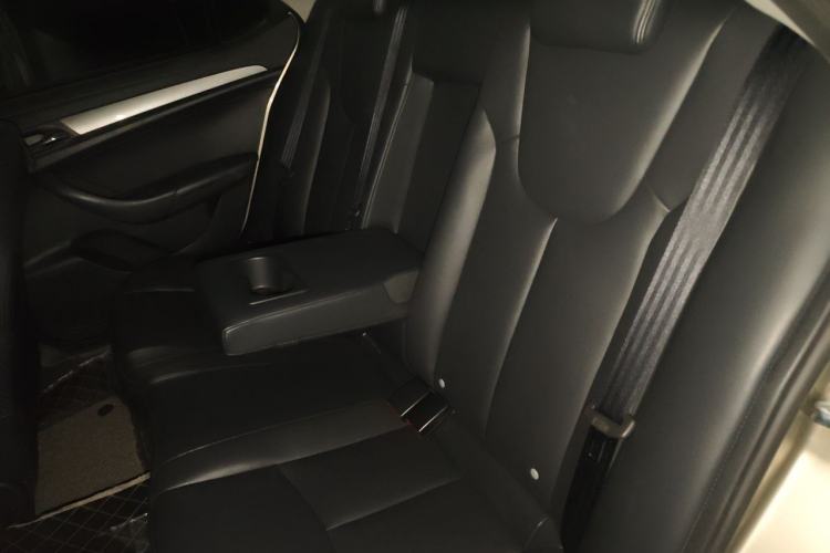 Used Roewe 360 2015 1.5L Automatic Luxury Edition Left Rear Seat