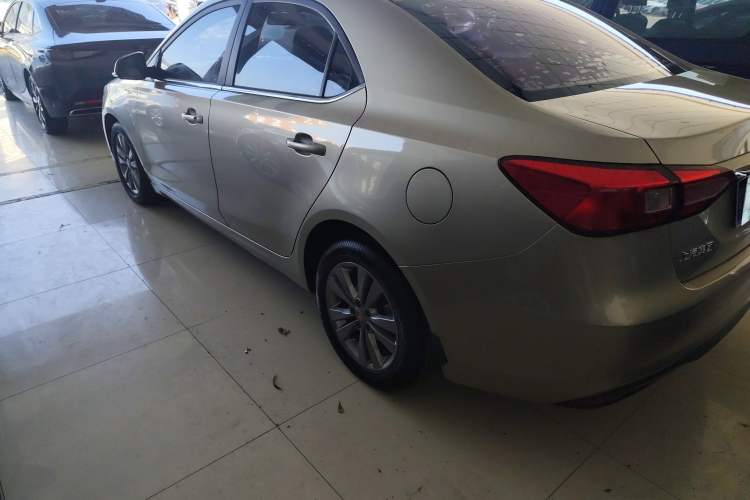 Used Roewe 360 2015 20T TST Deluxe Edition Left Side