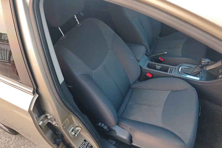 Used Roewe 360 2015 1.5L Automatic Elite Edition Right Front Seat