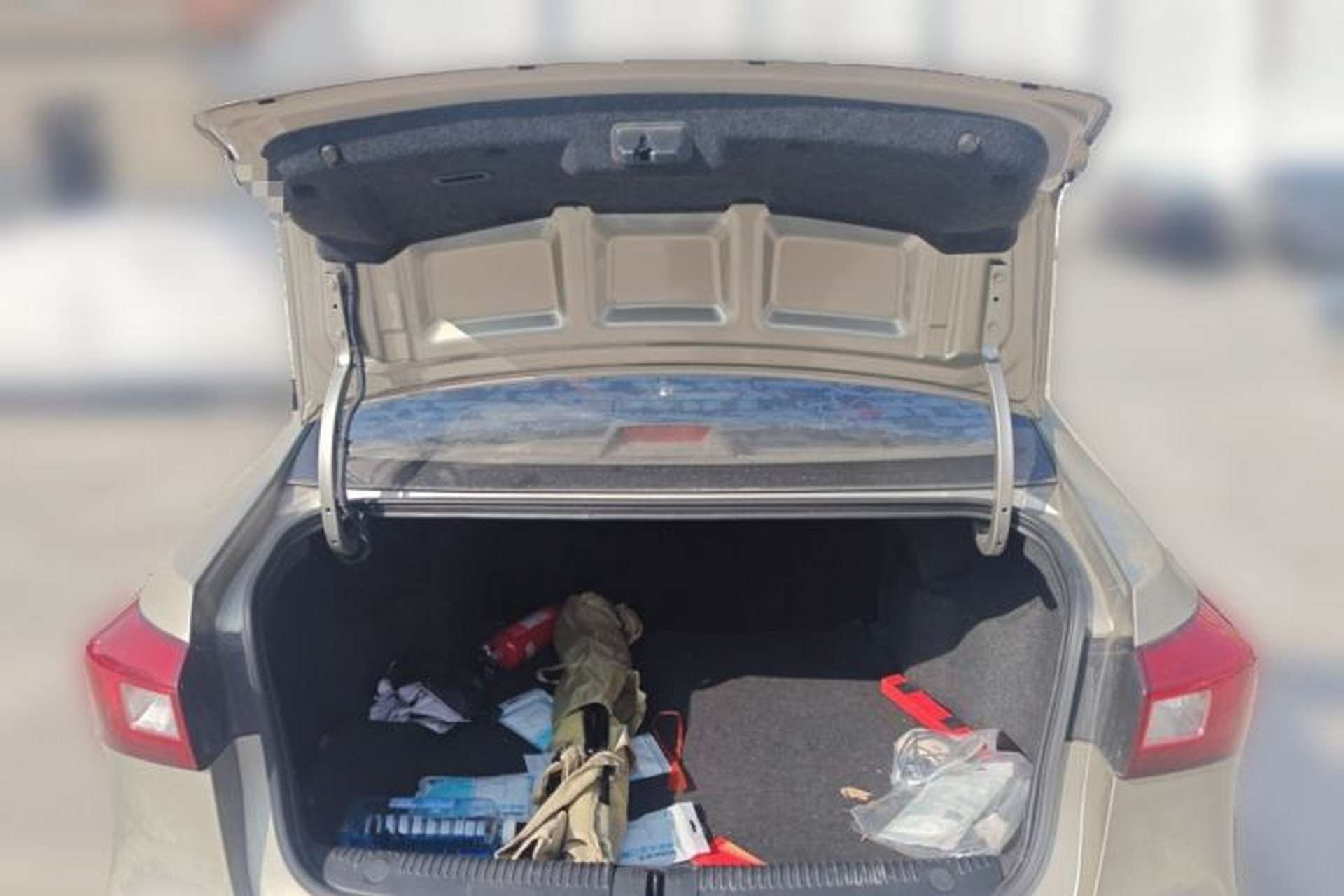 Used Roewe 360 2015 1.5L Automatic Luxury Edition Trunk