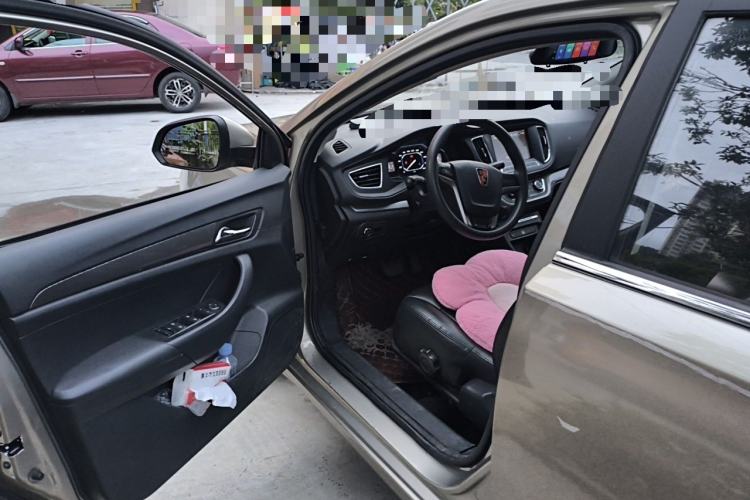 Used Roewe 360 2015 1.5L Automatic Luxury Edition Driver Seat