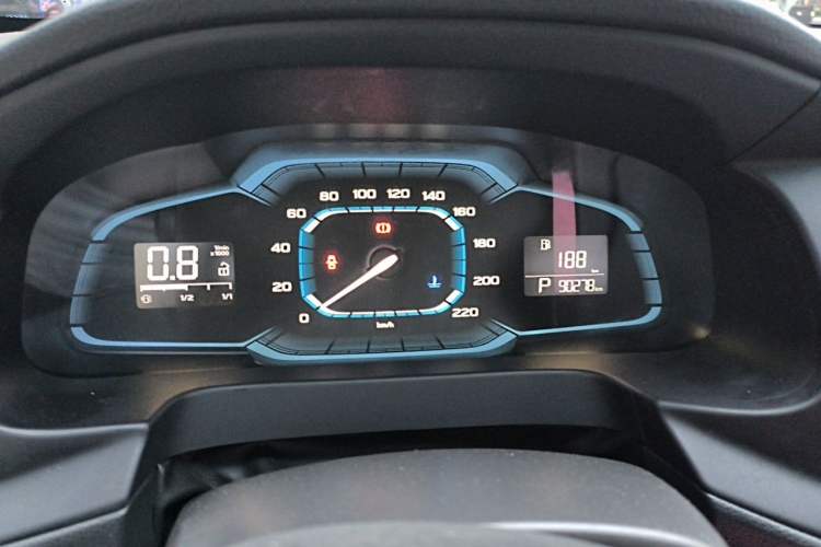 Used Roewe 360 2015 1.5L Automatic Luxury Edition Instrument Cluster