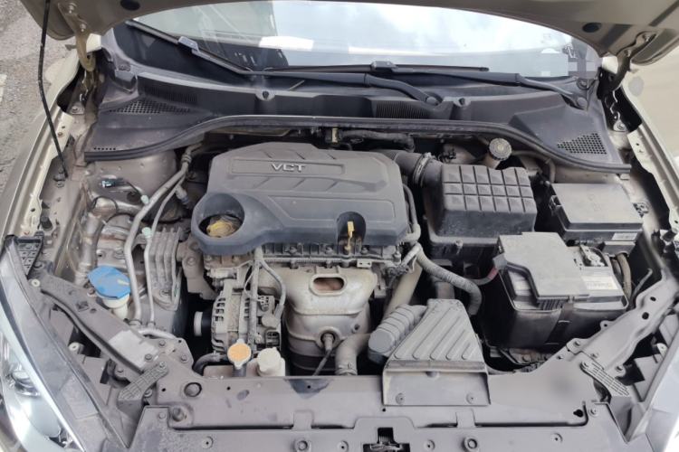 Used Roewe 360 2015 1.5L Automatic Luxury Edition Engine Bay
