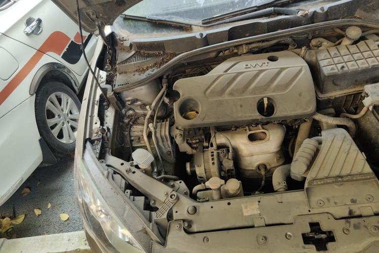 Used Roewe 360 2015 1.5L Automatic Luxury Edition Engine Bay Right